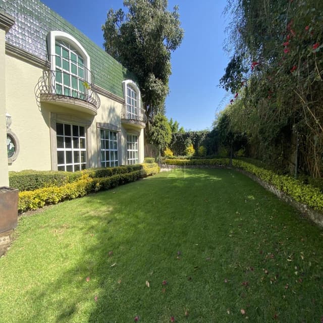 Casa en venta en Colonia Jardines del Pedregal, Alcaldia Alvaro Obregon, Ciudad de Mexico.