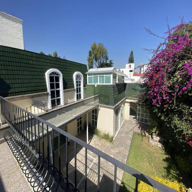 Casa en venta en Colonia Jardines del Pedregal, Alcaldia Alvaro Obregon, Ciudad de Mexico.