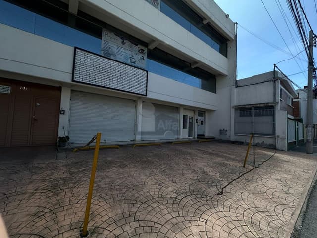 Oficina comercial en renta en Francisco Murguía El Ranchito, Toluca, México