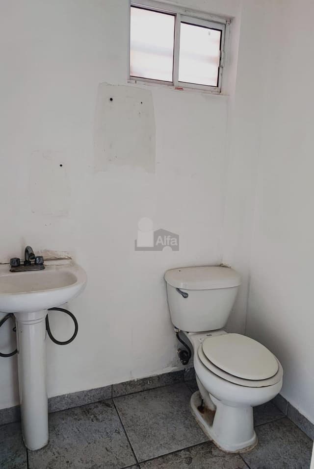 AMPLIA CASA EN VENTA EN FRACC QUINTA DEL CEDRO