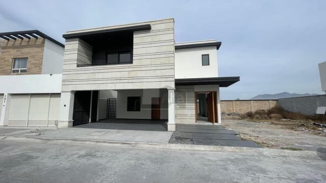 Casa sola en venta en La Escondida, Saltillo, Coahuila