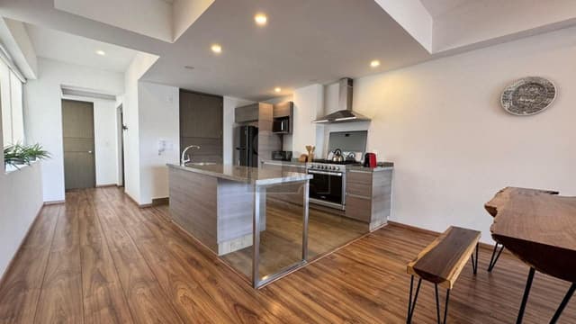 Amplio departamento en Roma Norte