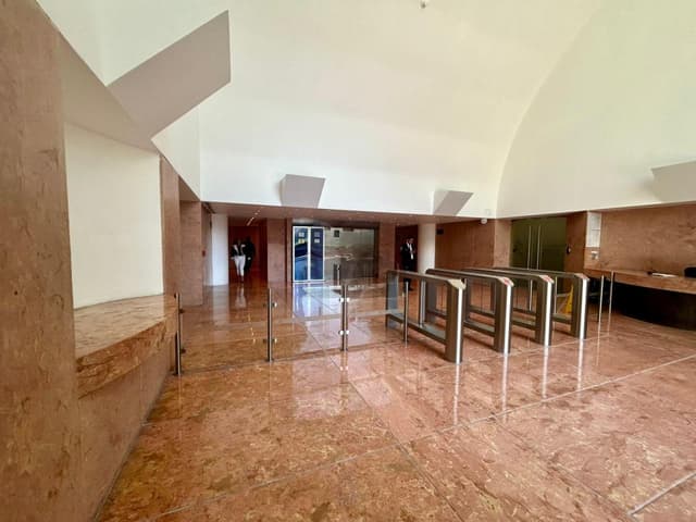 ¡Renta de Oficina Corporativa en Zona Exclusiva y Empresarial!