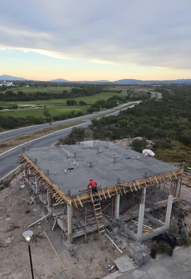 Departamento en Residencial Calidris es un complejo inmobiliario ubicado en el Club de Golf Las Aves