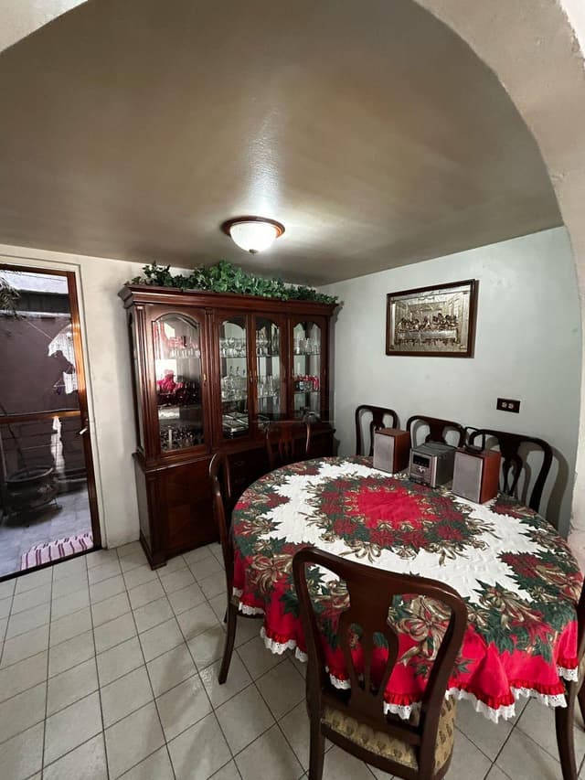 Casa en venta en Los Reyes Ixtacala