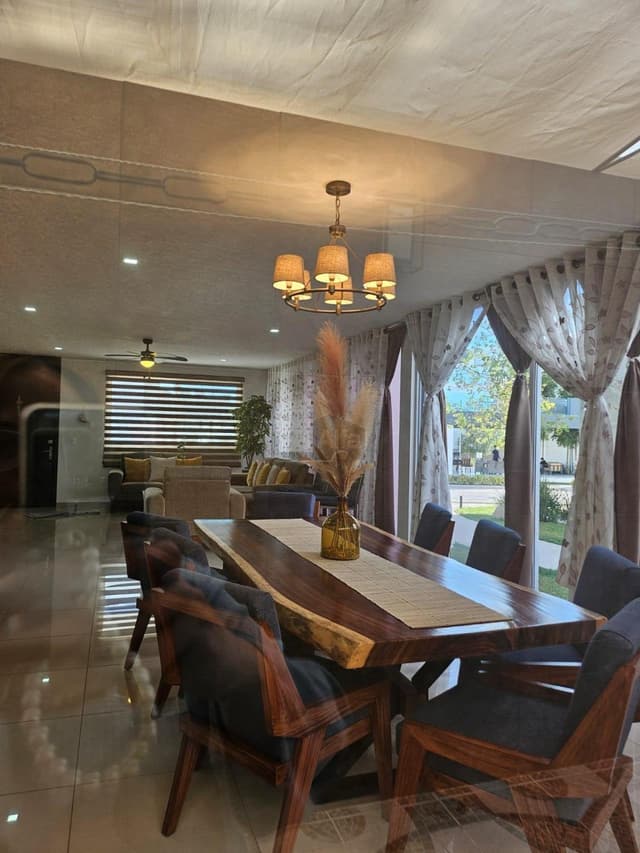 Casa en venta en Tahona Residencial