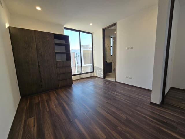 Bella casa nueva en condominio Bosque Real