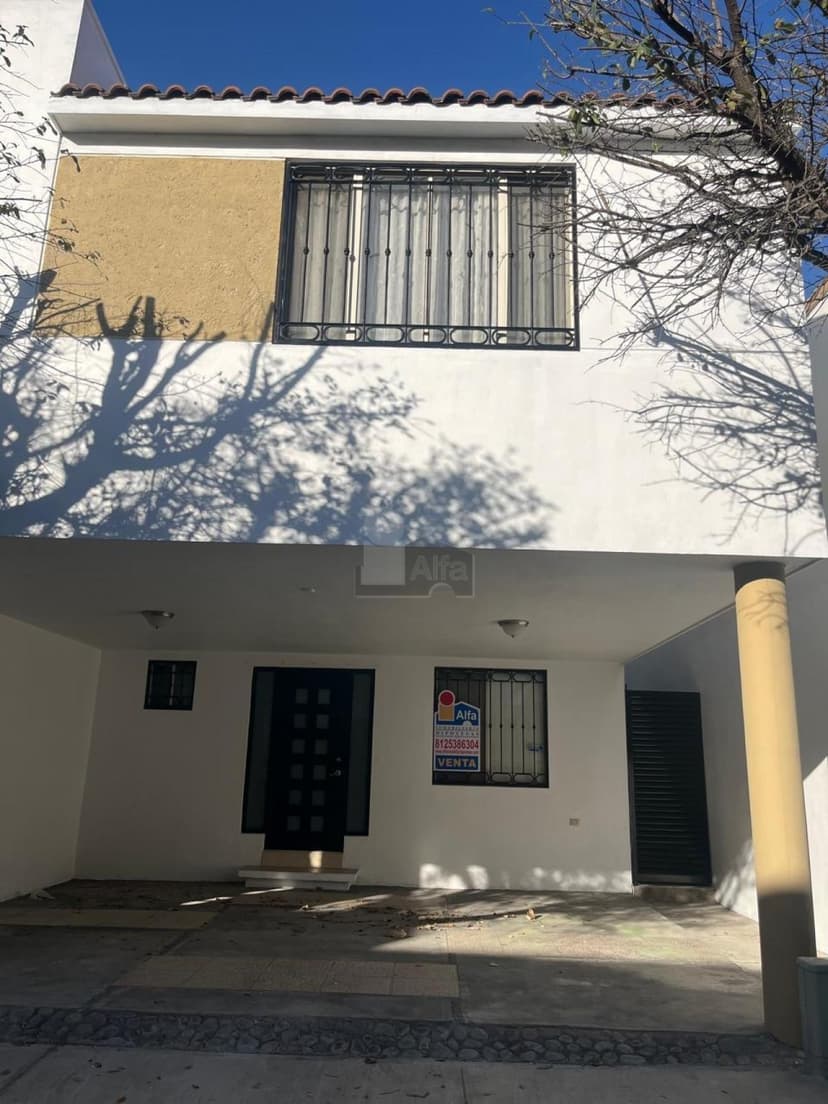 Casa sola en venta en Paseo de Cumbres, Monterrey, Nuevo León