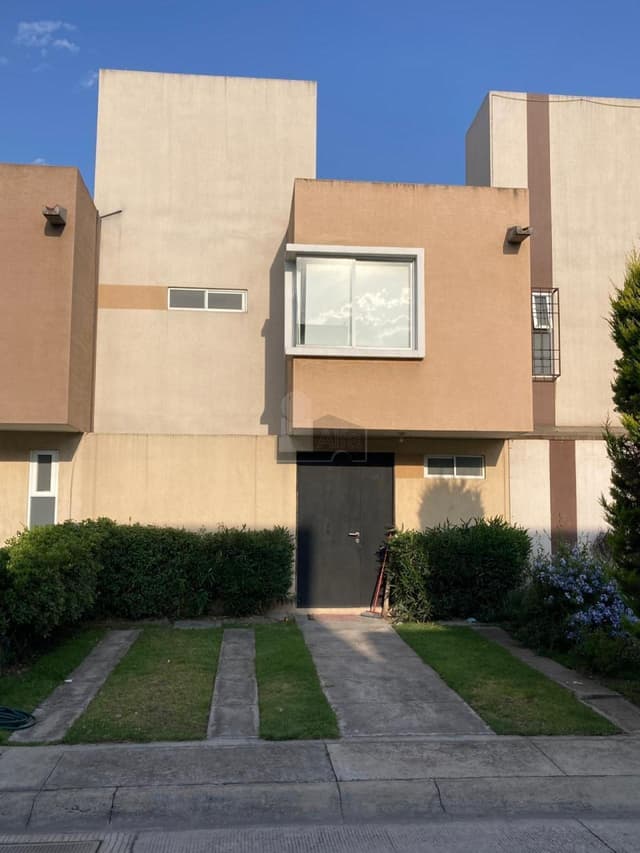Renta de casa amueblada en Toluca, ubicada en el fraccionamiento Las Misiones