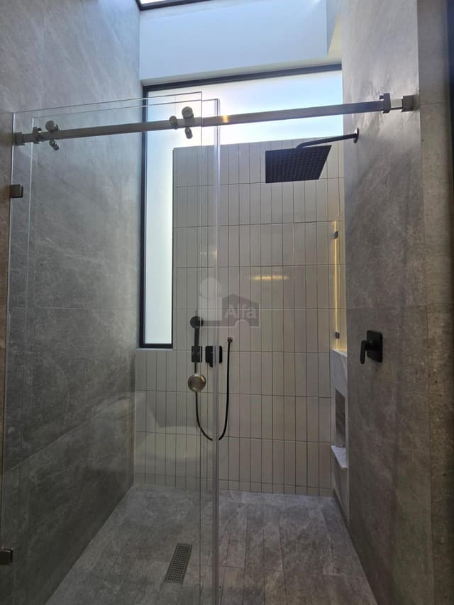 Casa en PREVENTA al Poniente de la Ciudad en Xaramá Entorno Residencial