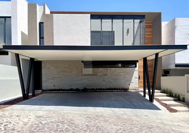 Casa en venta yo renta en Querétaro. Fraccionamiento Altozano.