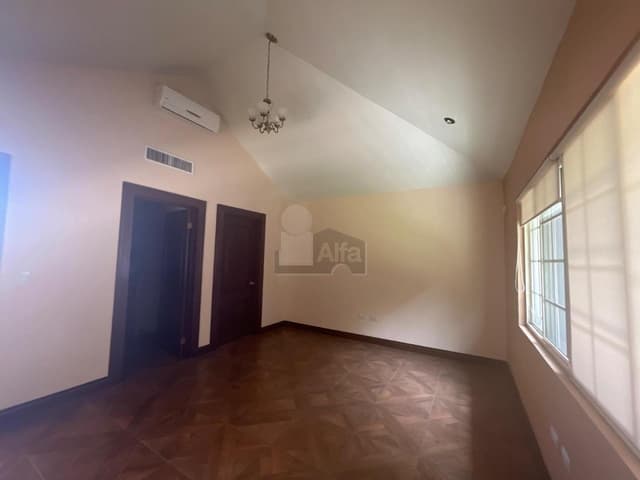 Casa en venta, Colonial La Sierra, San Pedro Garza Garcia, Nuevo León.