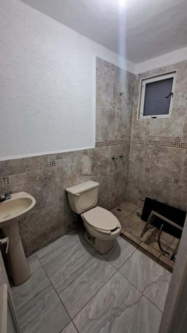 Casa sola en venta en Los Pinos, Saltillo, Coahuila