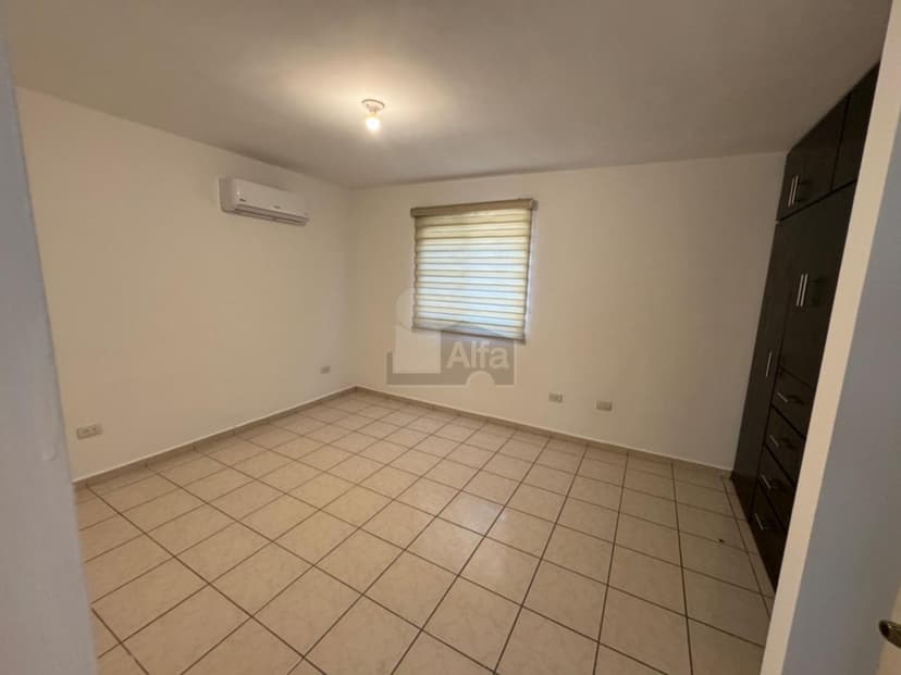 Casa en renta, Las Lomas, Garcia, Nuevo León.