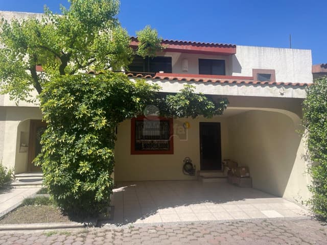Casa en renta, Cumbres 6to sector, Monterrey Nuevo León