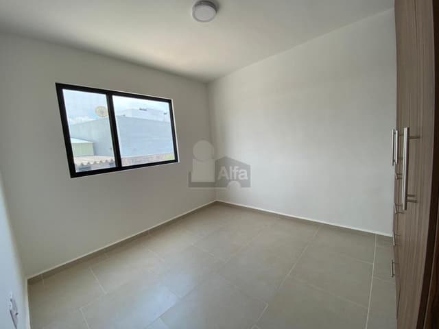 CASA EN PRIVADA CON ALBERCA en zona Walmart Muñoz – San Luis Potosí