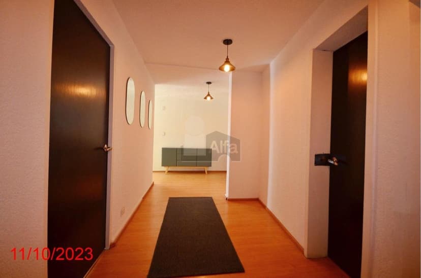 Gallery main