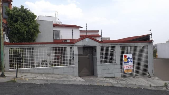 CASA EN VENTA EN PASEOS DEL BOSQUE