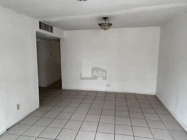 Casa sola en venta en Los Nogales, Juárez, Chihuahua