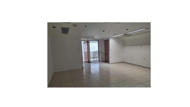 Oficina Comercial en Renta