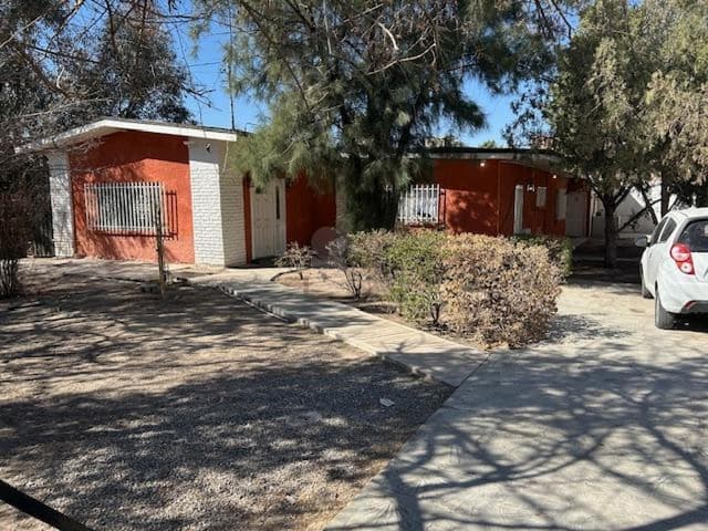 Casa sola en venta en Los Nogales, Juárez, Chihuahua