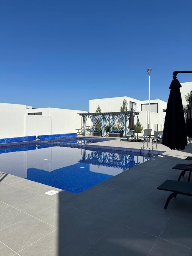 Departamento en condominio con alberca en renta en Zibatá, Querétaro