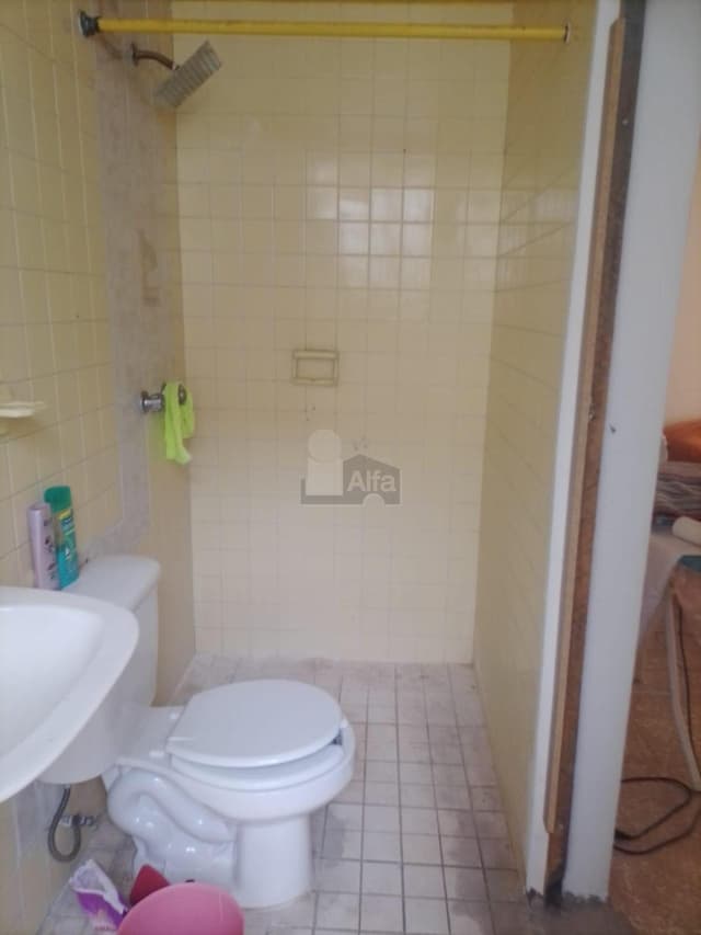 Casa en Venta en Col Jardines del Moral, LEON, GTO por Blvd. Campestre Alud y Guanajuato p/ invertir