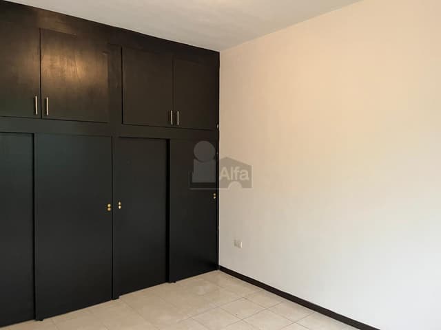 Casa en renta, Real de Cumbres, Monterrey, Nuevo León. Privada Rodeo
