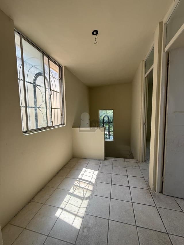 Casa sola en venta en Valle de las Bugambilias, Apodaca, Nuevo León
