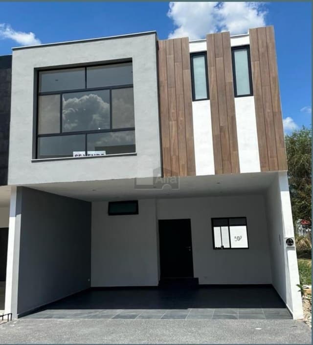 Casa en Venta en Altares Residencial Santiago N L Carretera Nacional