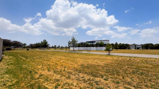 Lote residencial en venta en Metepec de 402m2 rodeado de áreas verdes