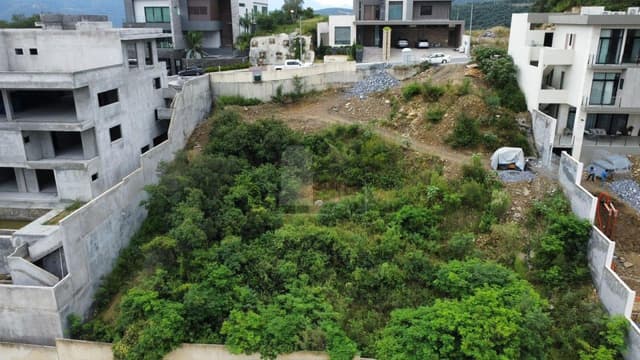 Terreno en venta, Sierra Alta 9 sector, Monterrey, Nuevo León.