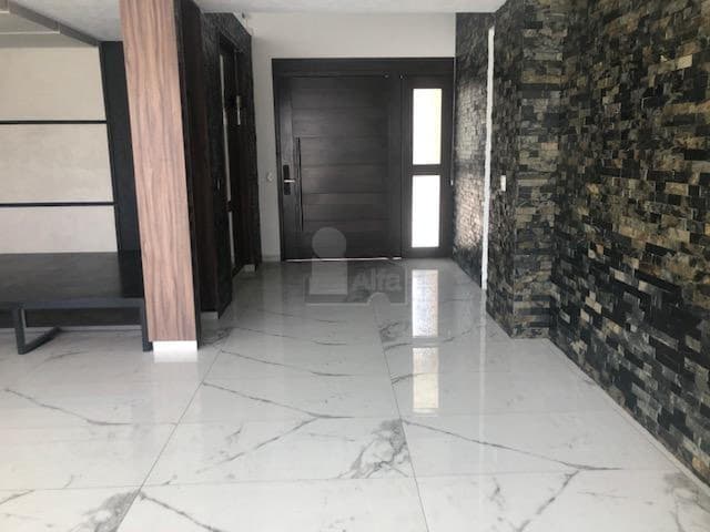 Venta de casa en Metepec, casa de tres niveles ubicada en eel Residencial Villas del Bicentenario