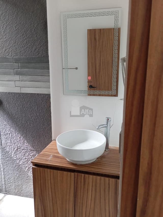 CASA EN VENTA EN CIUDAD MADERAS EL MARQUÉS