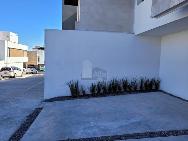 Casa en venta en Privada Forja Real en Fuerte Ventura, San Luis Potosí