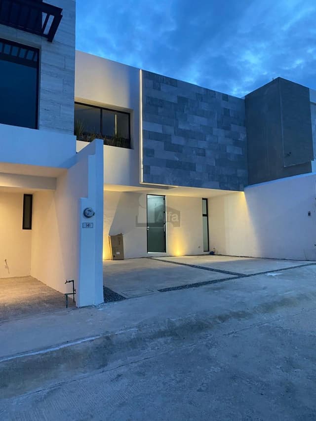 Casa en venta en Privada Forja Real en Fuerte Ventura, San Luis Potosí