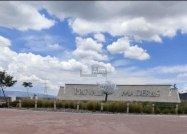 Terreno en Venta en Ciudad Maderas Corregidora Querétaro