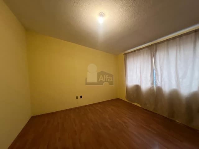 Casa en condominio en venta en La Teresona, Toluca, México