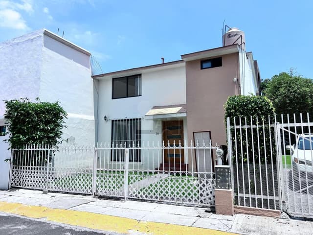 Casa en condominio en venta en La Alteña III, Naucalpan de Juárez, México