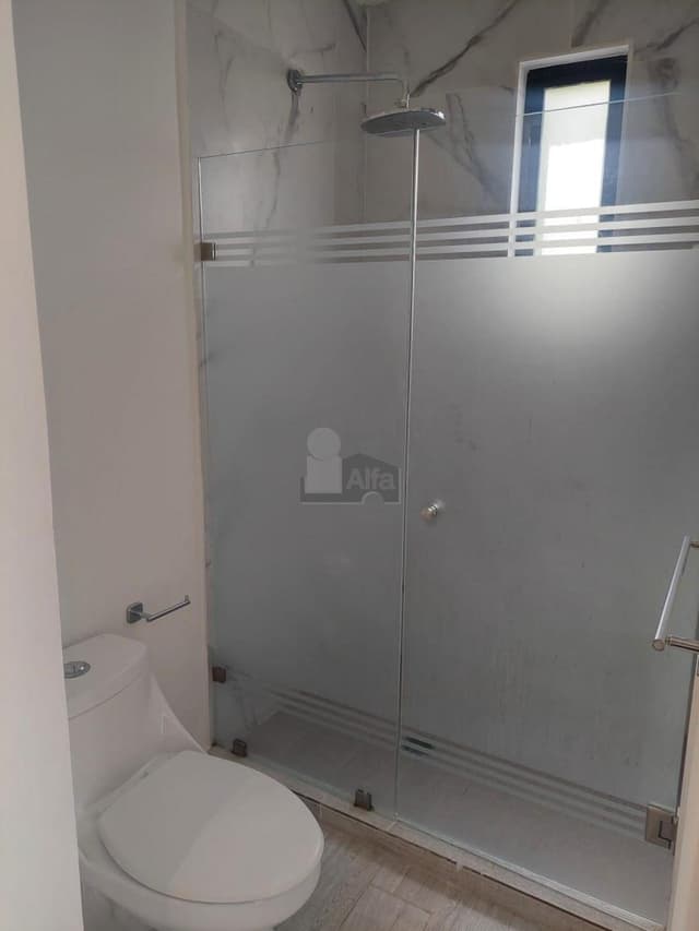 Venta casa 5 recs y 5.5 baños en Residencial RIO, Cancún Quintana Roo