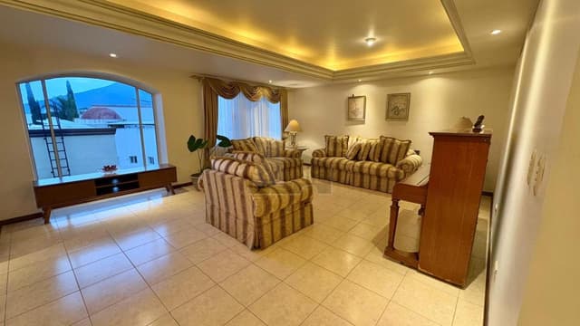 Casa en renta en Jardines del Paseo Monterrey Nuevo Leon Zona Sur Valle Oriente