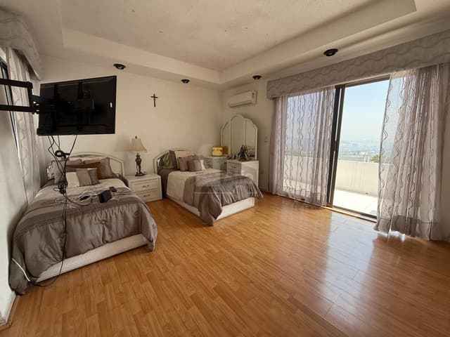 Casa sola en venta en Colonial La Sierra, San Pedro Garza García, Nuevo León