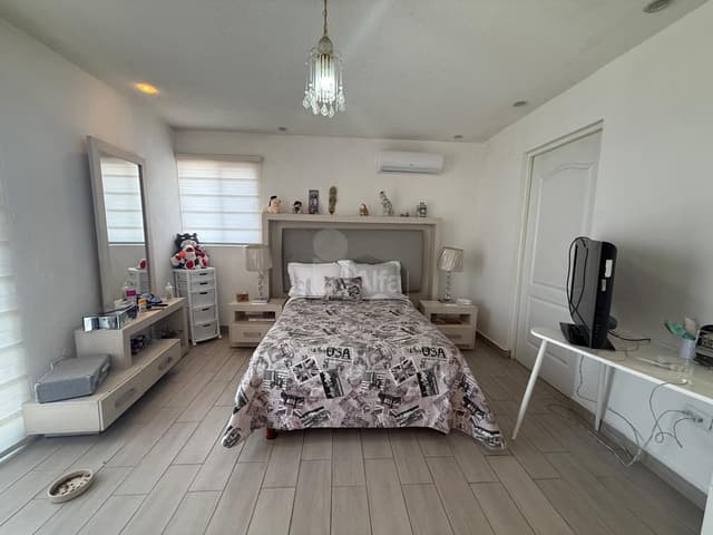 Casa sola en venta en Colonial La Sierra, San Pedro Garza García, Nuevo León