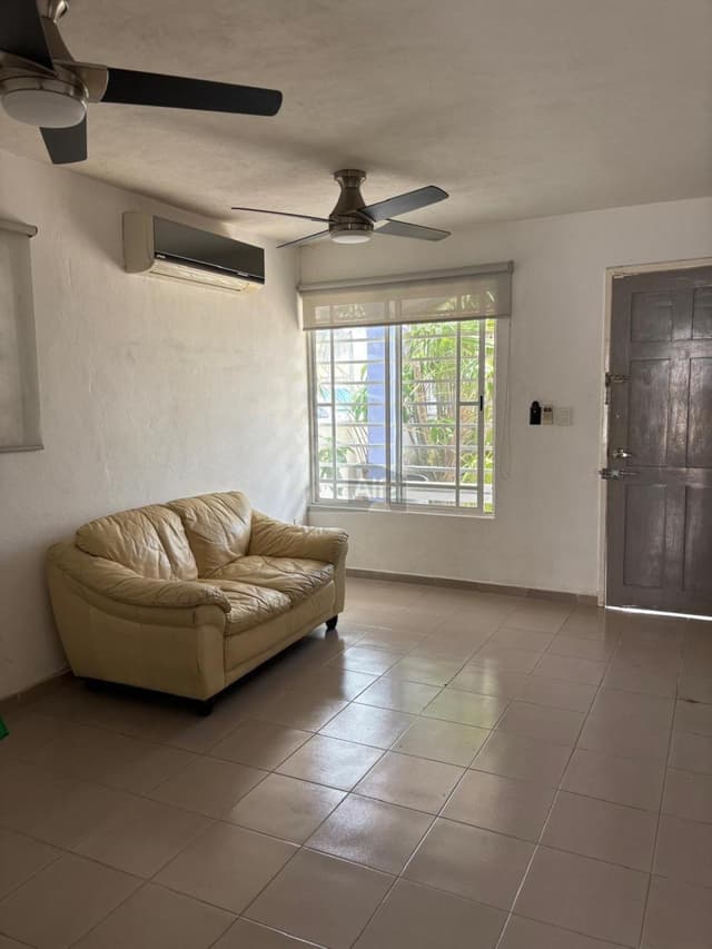 Casa en venta en supermanzana 84 Cancún Quintana Roo