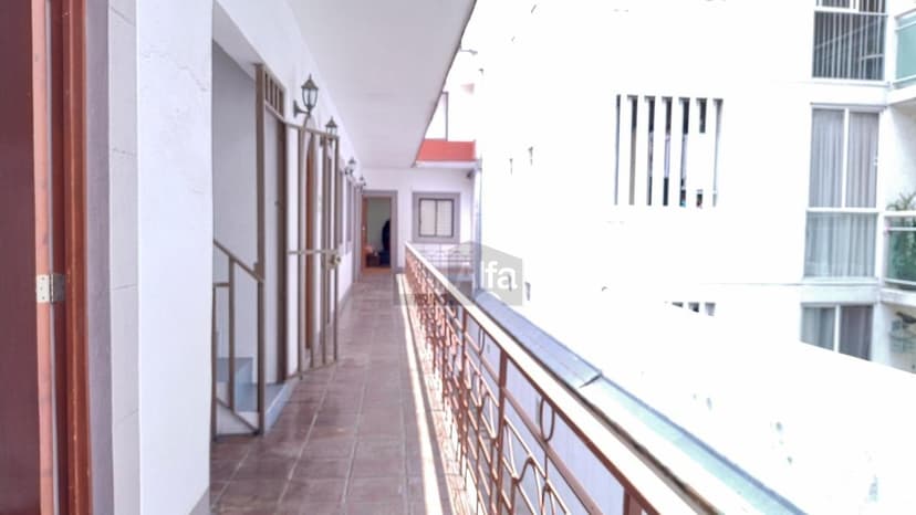 Gallery main