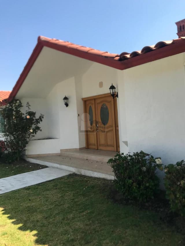 Casa en condominio en venta en La Virgen, Metepec, México