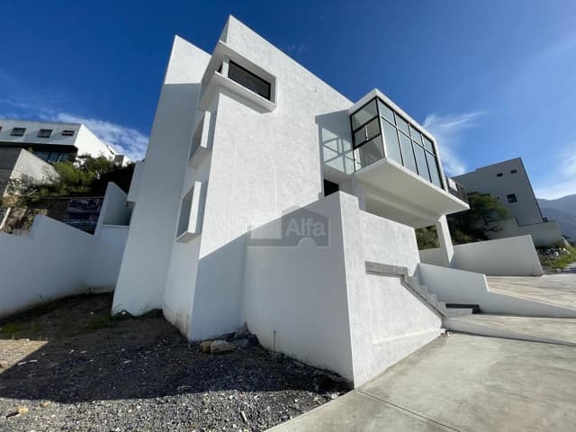 Casa en venta Carolco 4o sector Monterrey Nuevo Leon Zona Sur Carretera Nacional