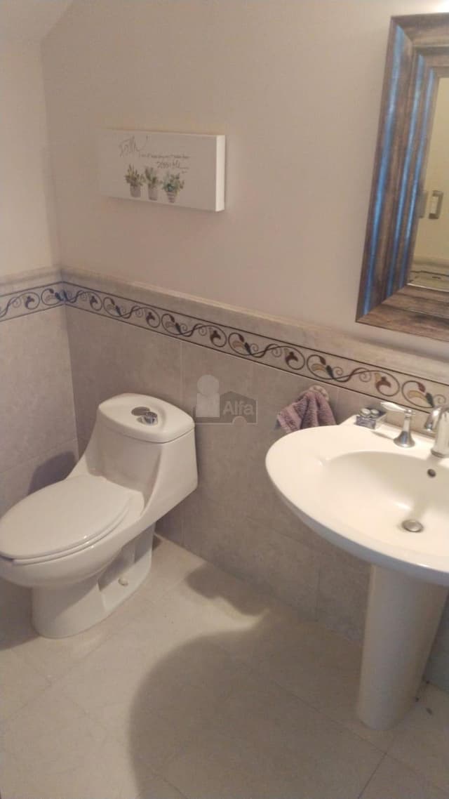 Casa sola en renta en Las Granjas, Chihuahua, Chihuahua