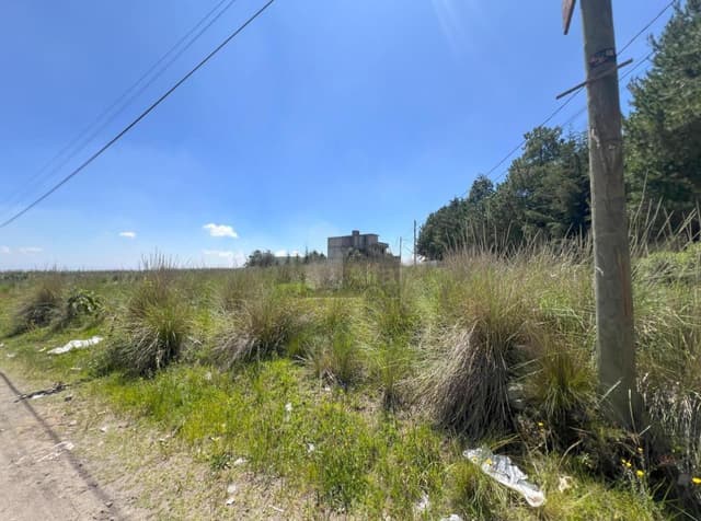 Terreno habitacional en venta en El Refugio, Toluca, México