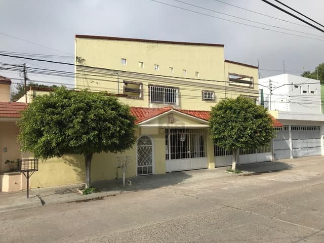 Casa en Renta en Fracc. Punto Verde, LEON, GTO. cerca de Paseo de Jerez, Blvd. La Luz y López Mateos